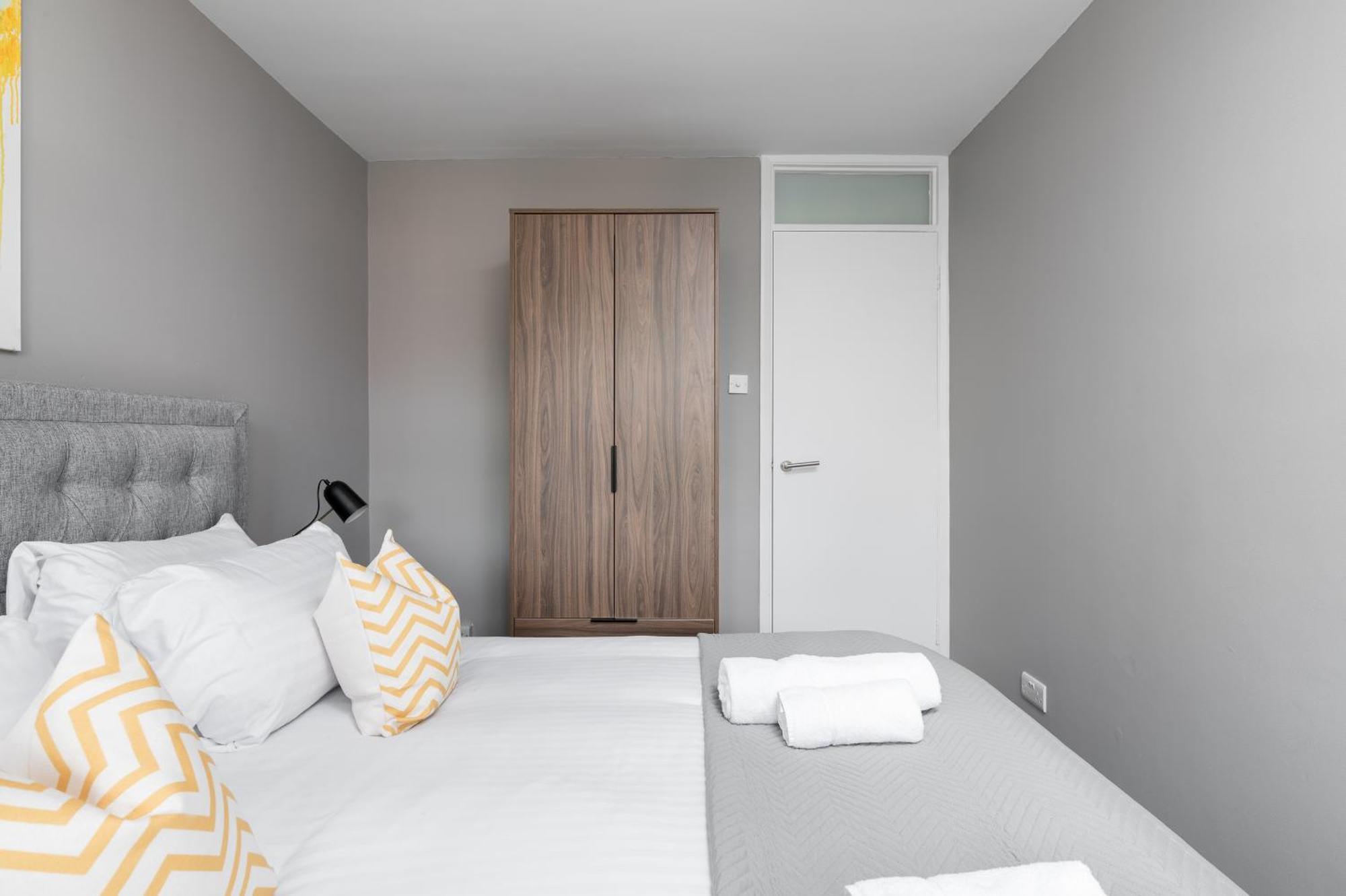 City Stay Apartments - Geldonia Court Bedford Eksteriør billede